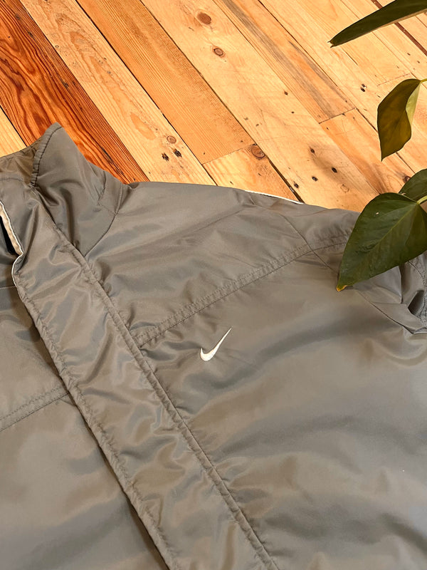 Nike Early 00s Quilted Club Swoosh Jacket | M